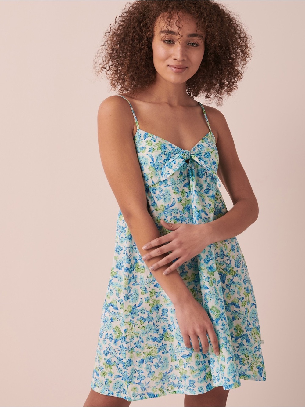 💫 2/$25 • La Vie En Rose Floral Spaghetti-Strap Dress in Blue & Green
